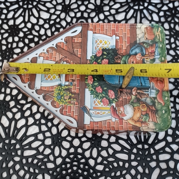 VINTAGE 1996 TIN FROM SILVER CRANE COMPANY ENGLAND PLAYS "IT'S A SMALL WORLD" - Picture 7 of 12